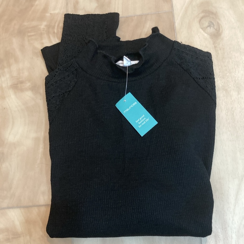 NWT Mock turtleneck (lace detail)